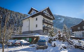 Chalet Enzian By Alpentravel